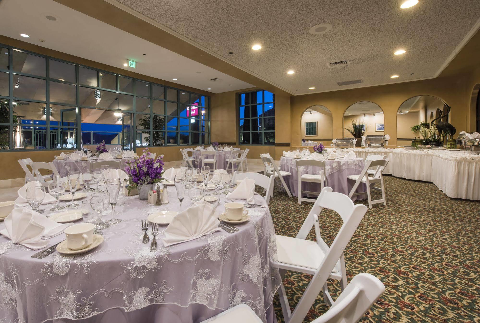 Grand Vista Hotel Simi Valley Eksteriør bilde